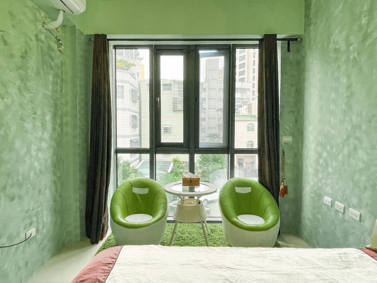Kaohsiung Raifong Corner Homestay Luaran gambar