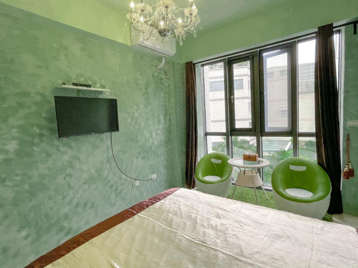 Kaohsiung Raifong Corner Homestay Luaran gambar