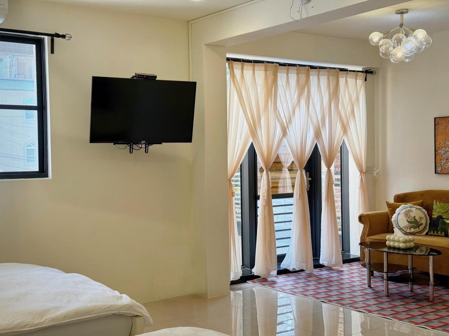 Kaohsiung Raifong Corner Homestay Luaran gambar