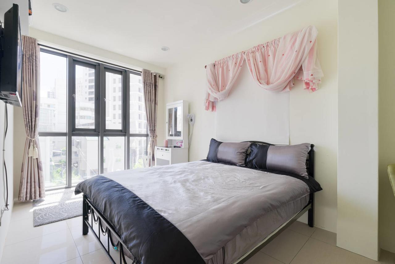 Kaohsiung Raifong Corner Homestay Luaran gambar